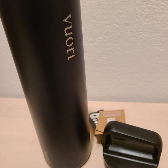 Vuori 20oz Wide Mouth Water Bottle, Vacuum Insulated, Leakproof, Stainless Steel - Picture 7 of 7